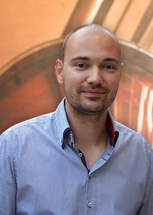 Mario Stoev