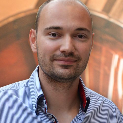 Mario Stoev